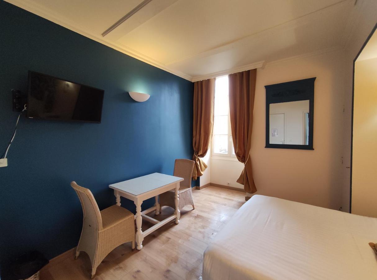 Le Pavillon Saint-Martin Hotel Souillac Exterior photo
