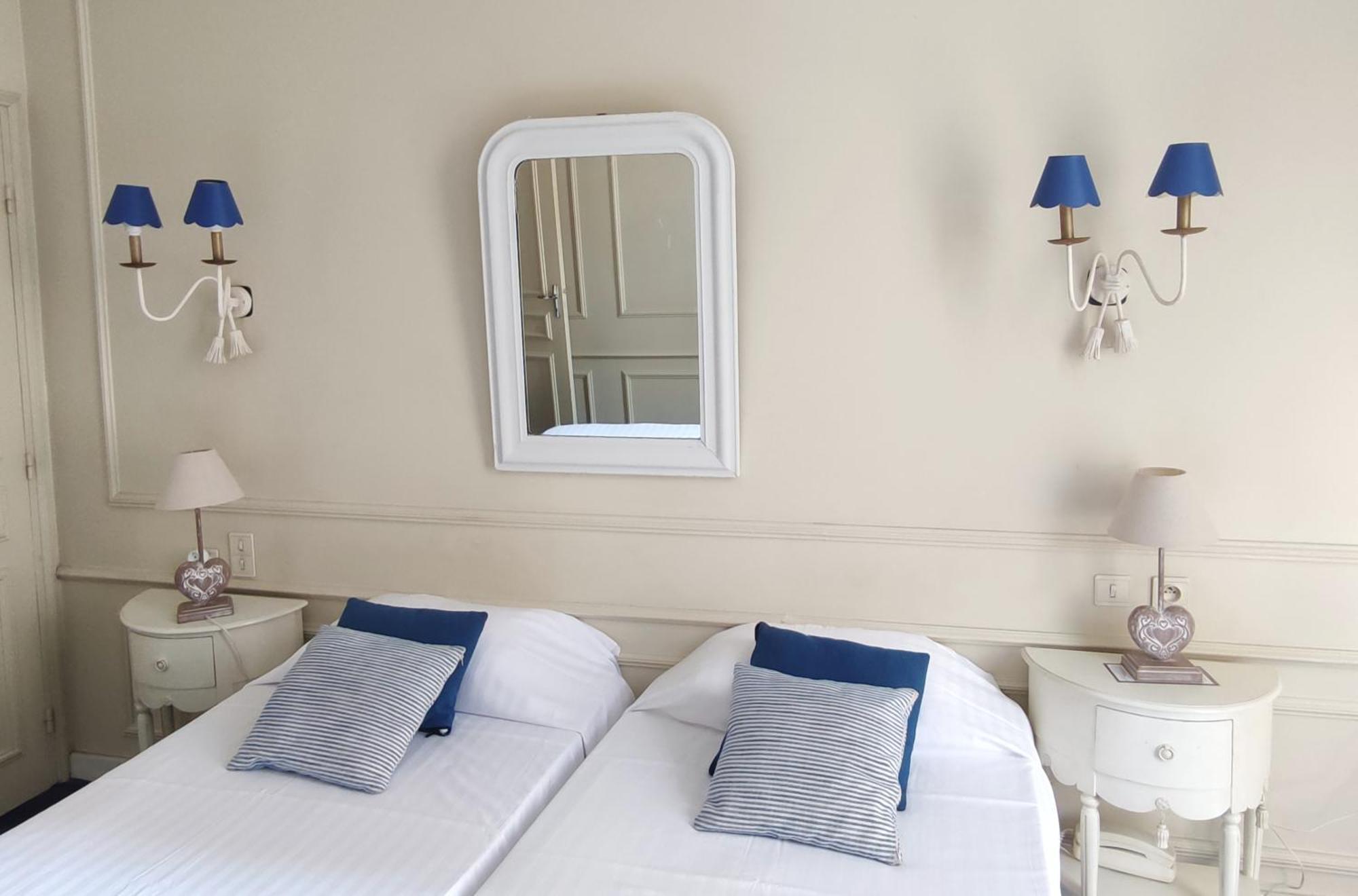 Le Pavillon Saint-Martin Hotel Souillac Exterior photo