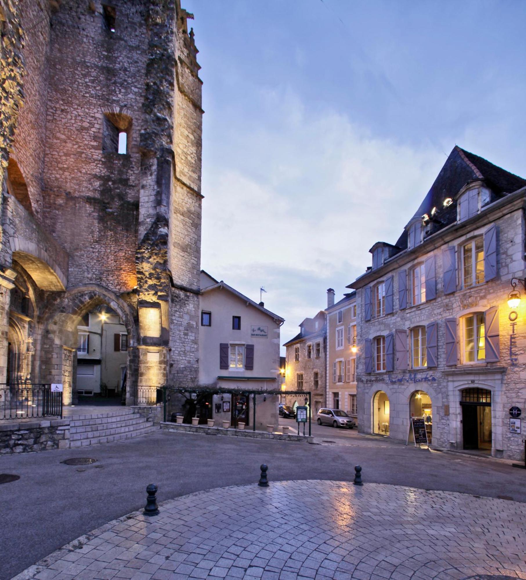 Le Pavillon Saint-Martin Hotel Souillac Exterior photo